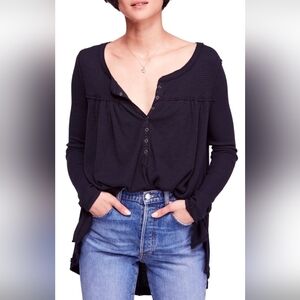 WE THE FREE Black Kia Henley Knit Waffle Shirt Blouse Top Size Large